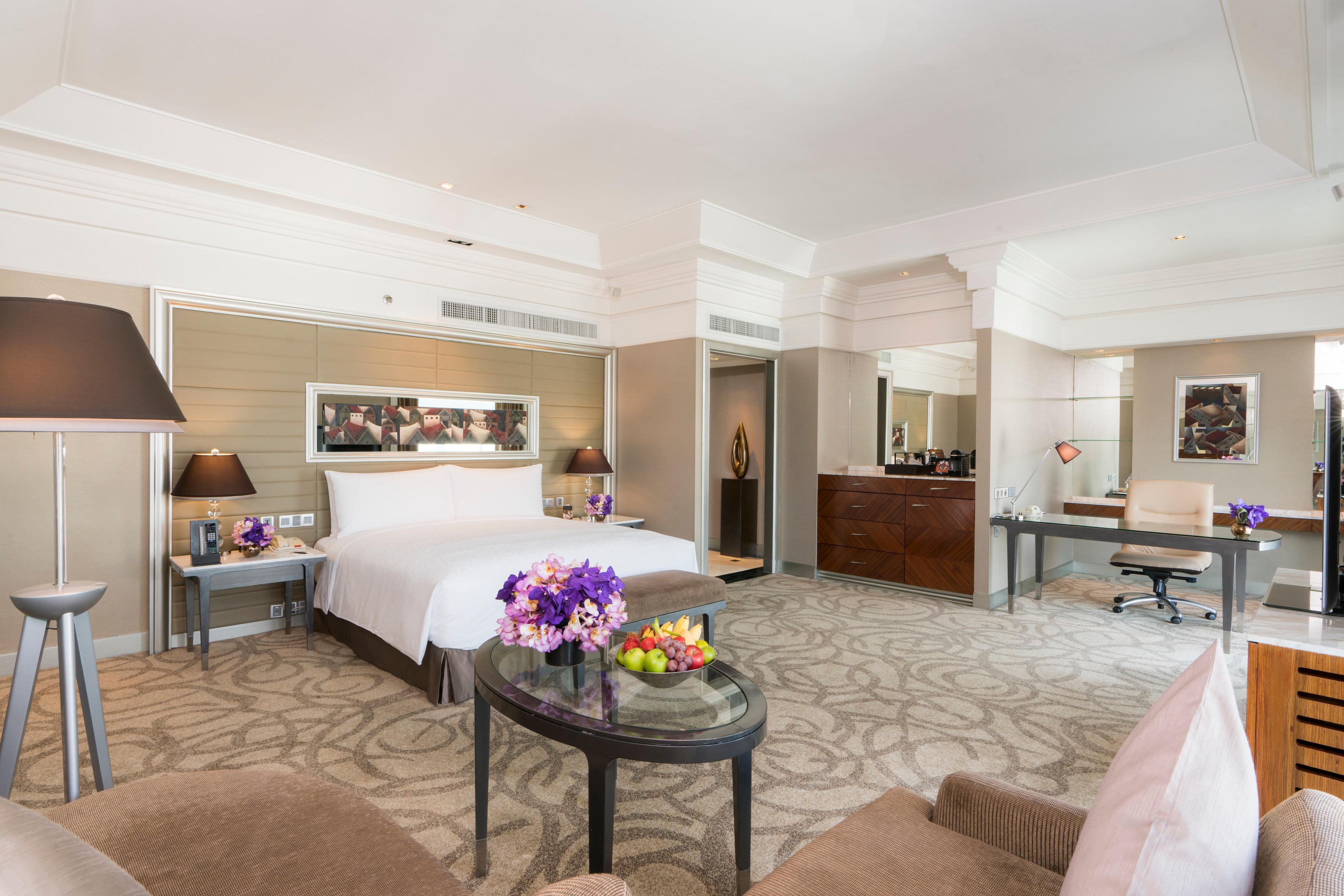 Hotel Intercontinental Bangkok By Ihg Extérieur photo A suite at the hotel
